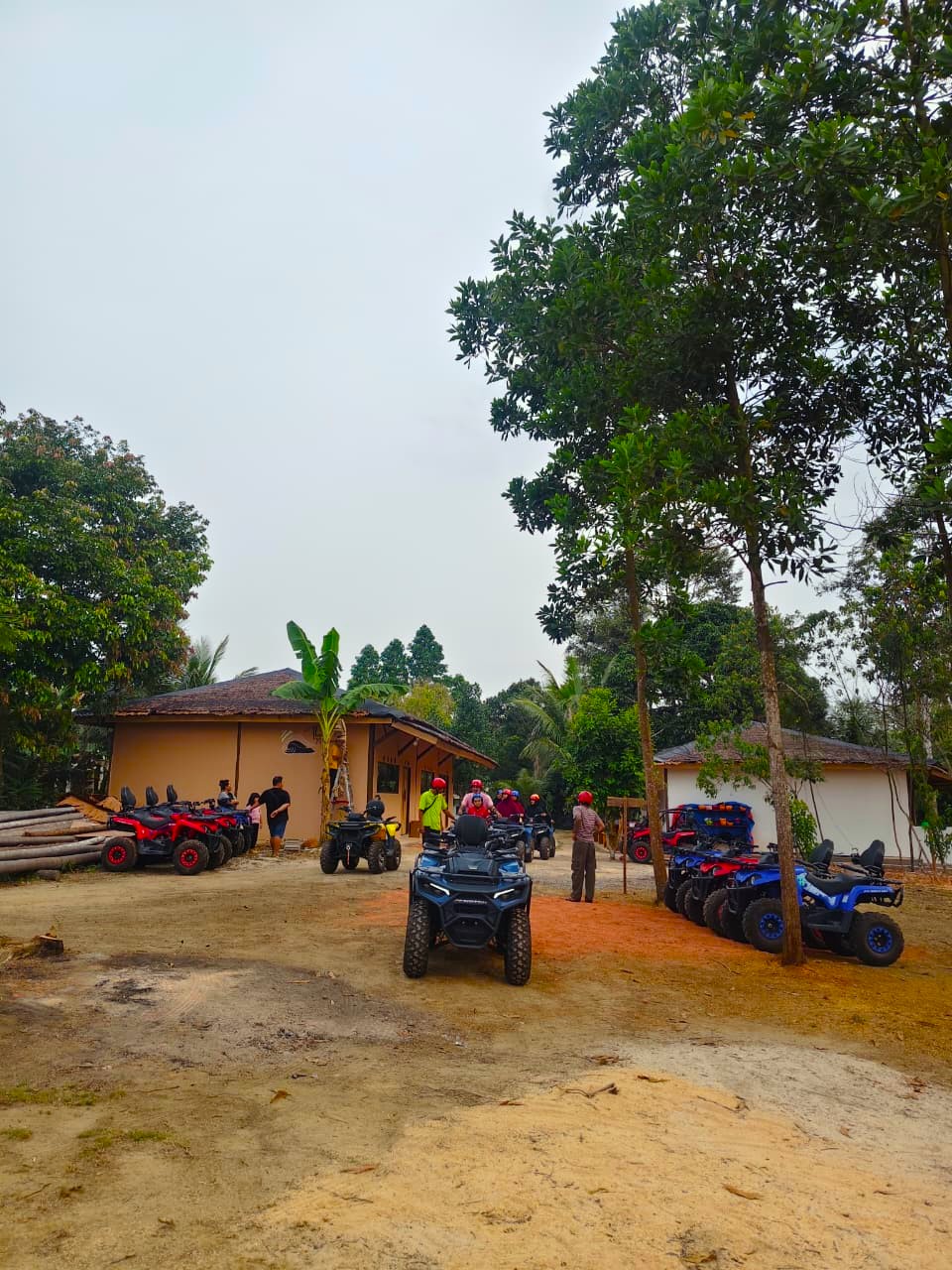 Track ATV Explore Jungle package