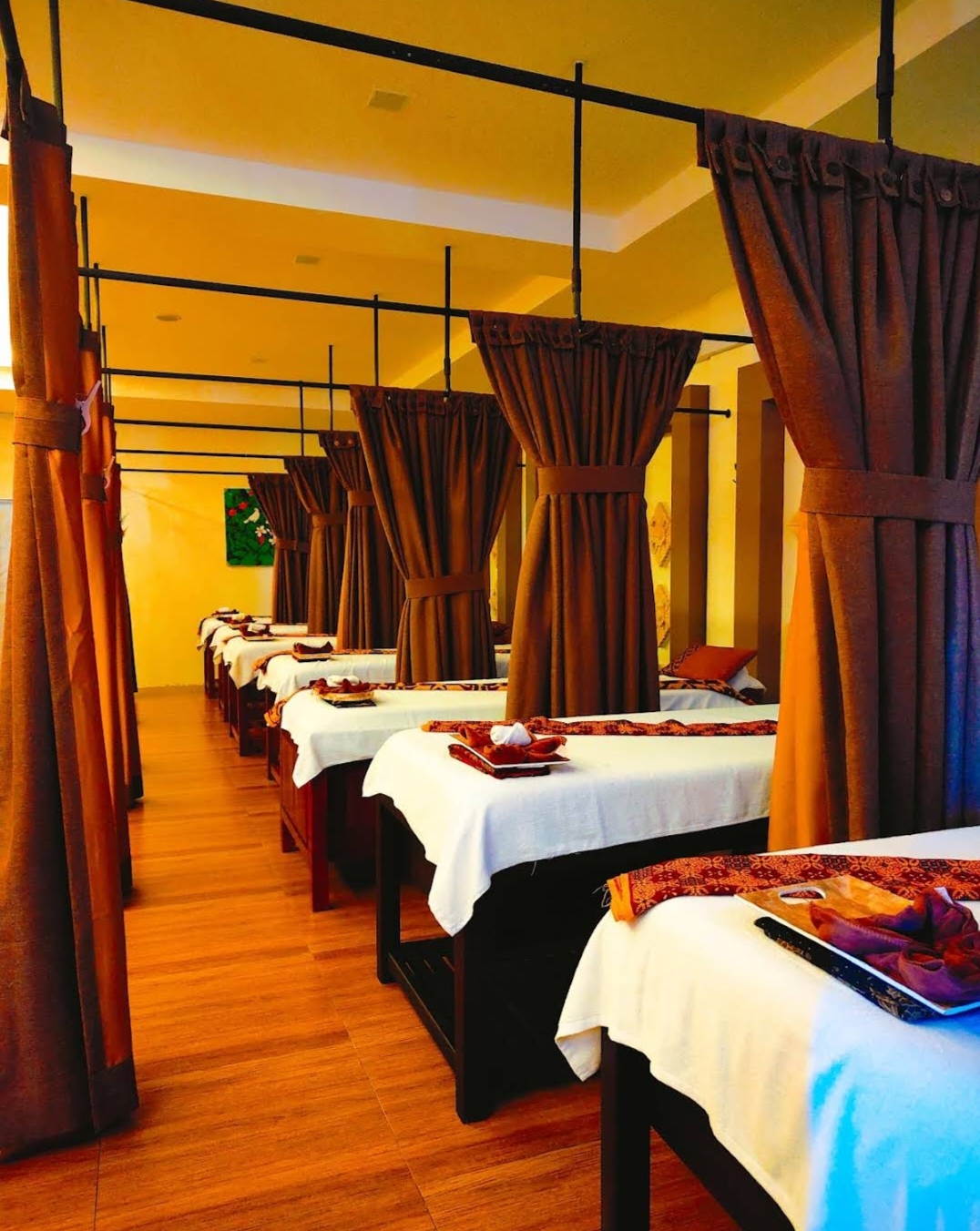 WhatsApp Image 2026-06-06 at 22.28.31 room massage